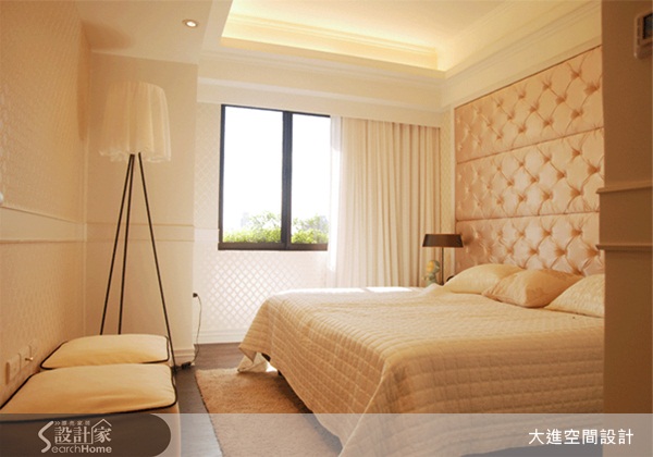 本案屋主平常有收集藝術品和畫作的喜好，希望能有展示