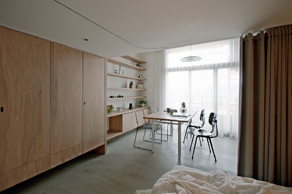 家是生活的場域，能自在游走的動線能讓人輕易融入空間