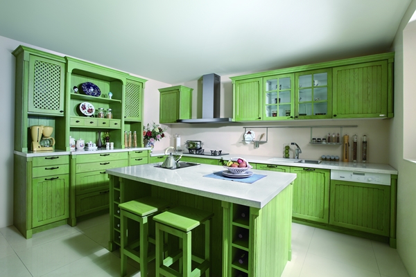 明快色彩、質樸木紋和原木材質舖陳出的優雅質感是法式