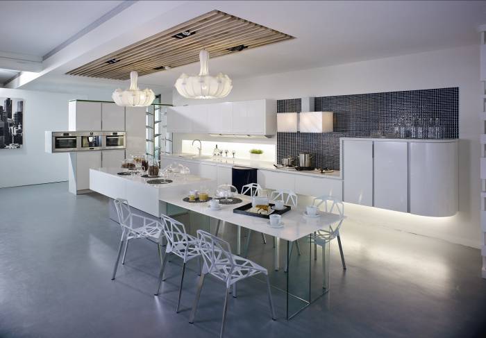 在廚具界有舉足輕重影響力、擁有40年歷史的雅登廚飾，