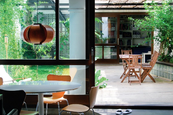 三房兩廳才是標準格局?舊乾洗店也能改造成居家工作室