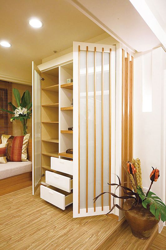 不論是衣櫃、書櫃、浴櫃、鏡櫃，或是客廳電視櫃、雜物