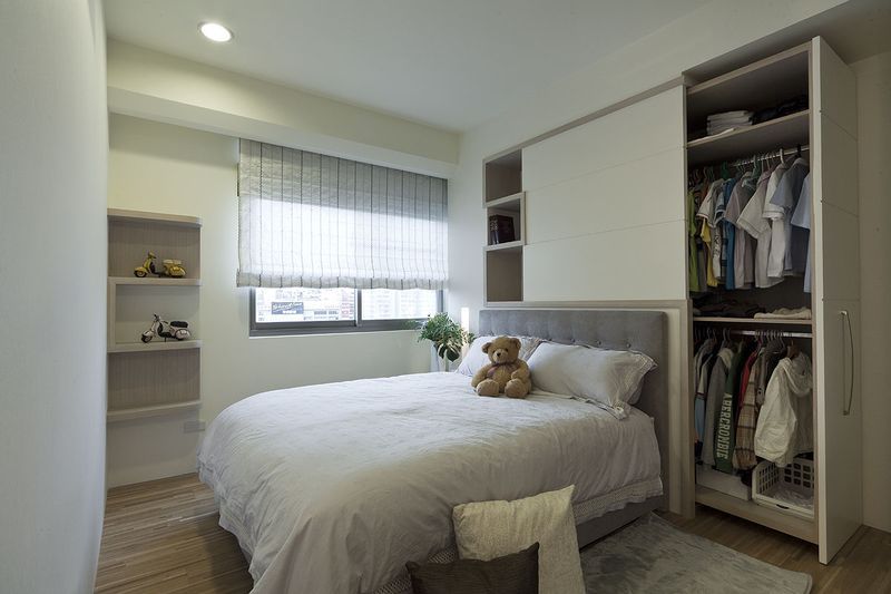 不論是衣櫃、書櫃、浴櫃、鏡櫃，或是客廳電視櫃、雜物