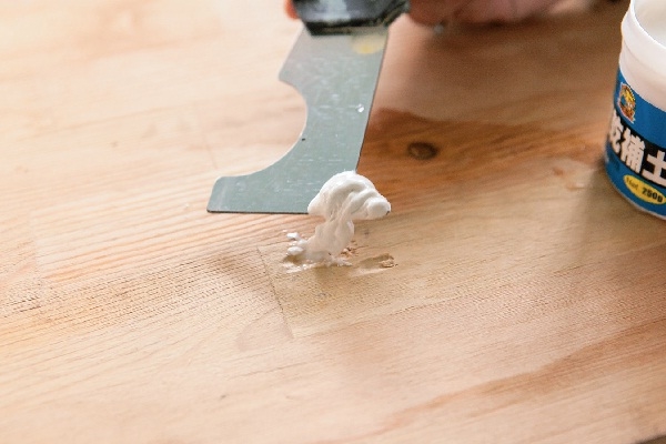 女性對於修繕一事總有障礙，其實修繕只是難在不知道怎