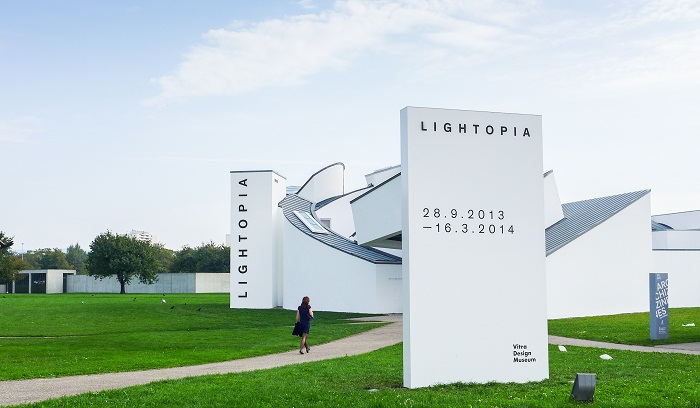 由台灣設計師陳函谿、曾熙凱所組成的團隊Poetic Lab(