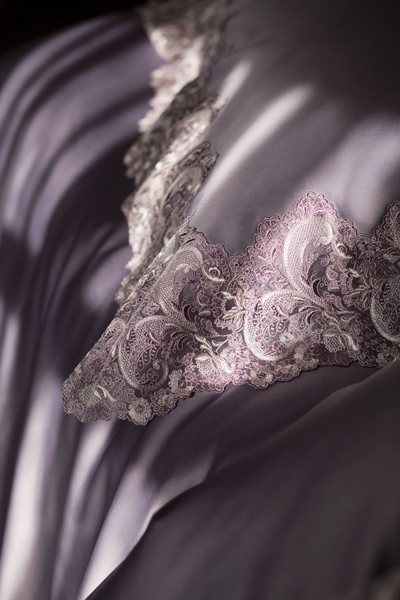 寬庭今年秋冬新品展現更細緻、更高工藝技術的蕾絲設計