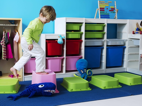 即將進入秋冬換季時節，開始要忙著將春夏的衣物、寢具