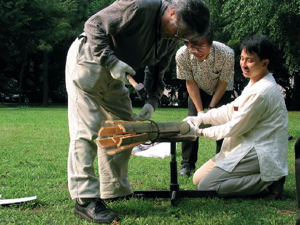 提到日本建築,一般人聯想到的大概是古寺廟建築,或日