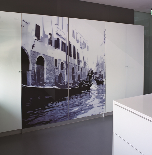 讓每個廚房成為創造幸福的基地，是廚具設計龍頭廠商雅