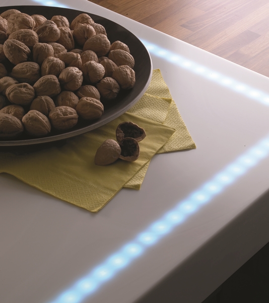 讓每個廚房成為創造幸福的基地，是廚具設計龍頭廠商雅