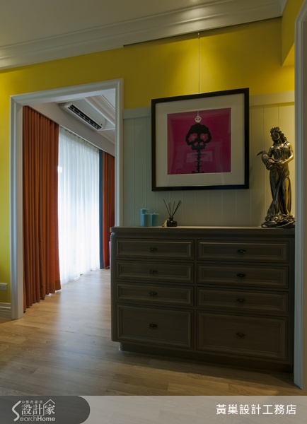 色彩在居家空間中具有畫龍點睛的效果,除了扮演活化空