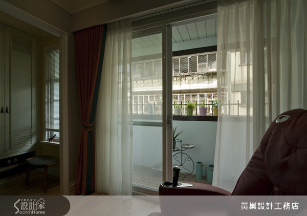 色彩在居家空間中具有畫龍點睛的效果,除了扮演活化空