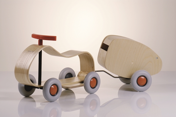 Sirch Sibis產品以木製品為主，都是在德國巴伐利亞州