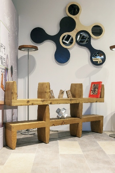 你所認知的家具，是一個擺上遙控器和麵碗的平台，還是