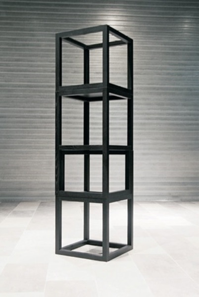 你所認知的家具，是一個擺上遙控器和麵碗的平台，還是