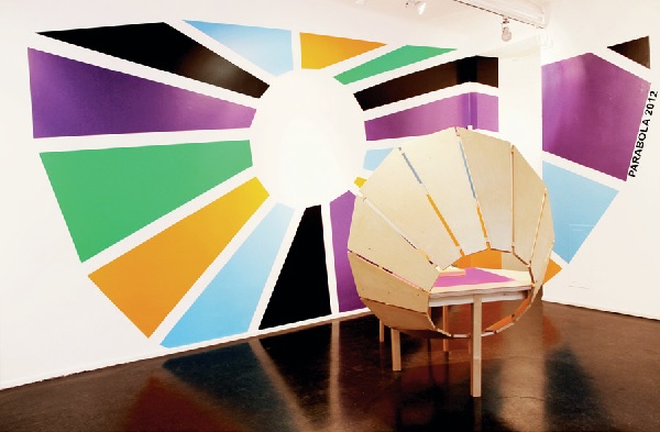 女性有著一股柔情特質，近年來也似乎將這樣的特質揉入