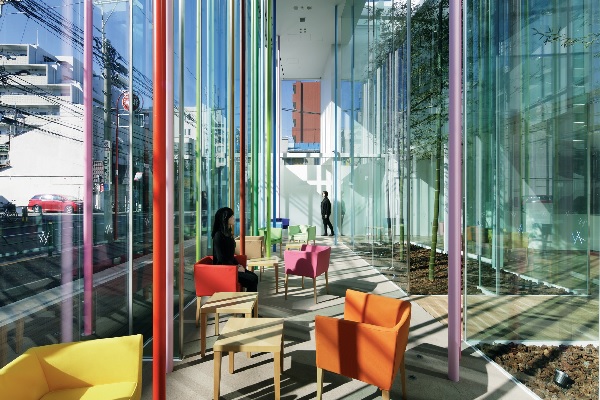 設計的世界裡,女性漸漸撐起一片天。這次集結了國內外