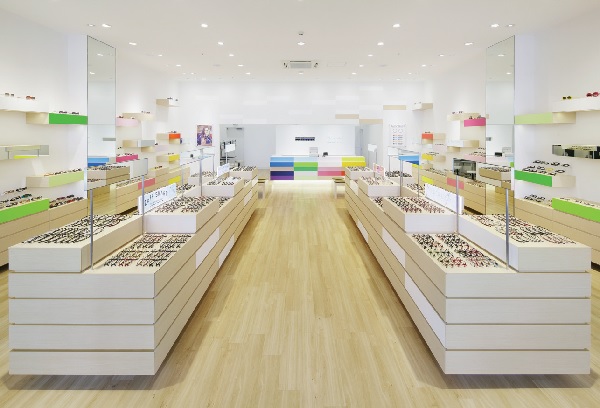 設計的世界裡,女性漸漸撐起一片天。這次集結了國內外