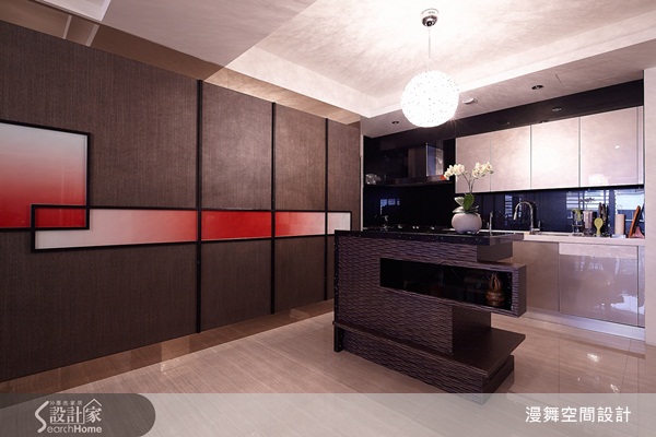 單身的女屋主就是希望回到家能有好心情,因此設計師有