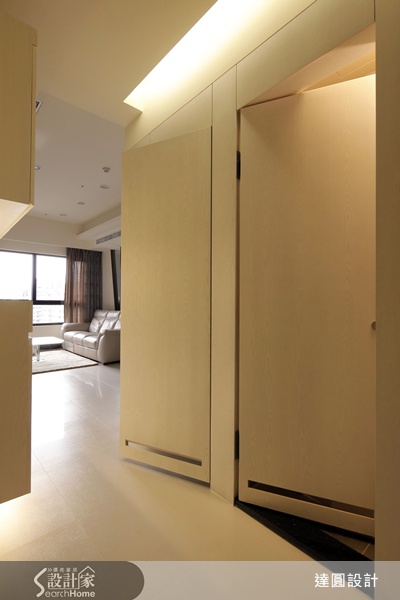 熱愛音樂與旅遊的年輕夫妻，買下位於台北市區的預售屋