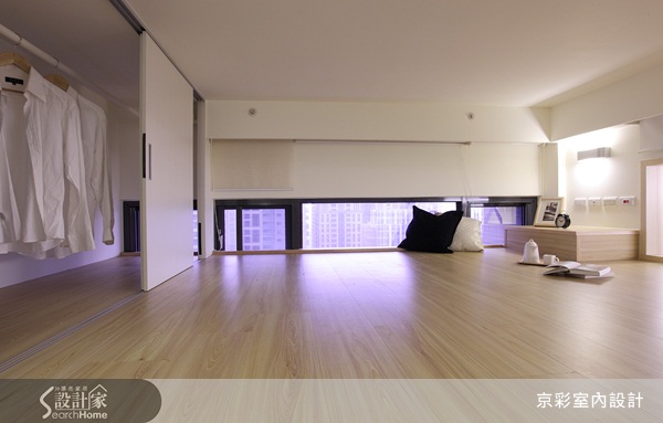 本案只有14坪，挑高3米6的格局，除了要能滿足屋主兩人