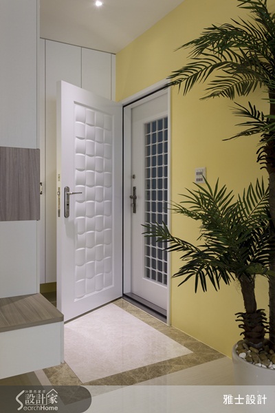 原本不起眼的老房子,搖身一變成為充滿活力的年輕宅,