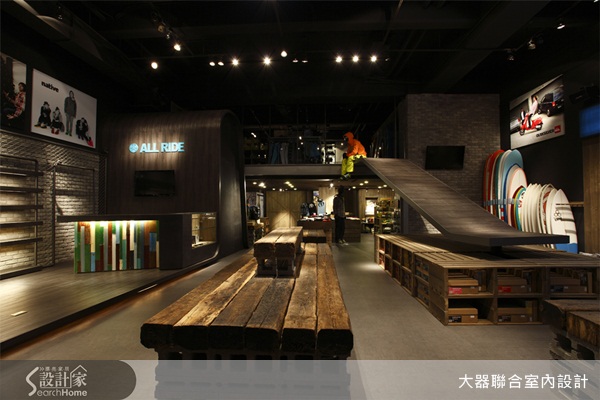 線條可以俐落、可以柔美,但你絕對想像不到它還能夠創