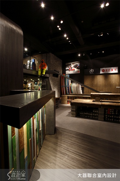 線條可以俐落、可以柔美,但你絕對想像不到它還能夠創