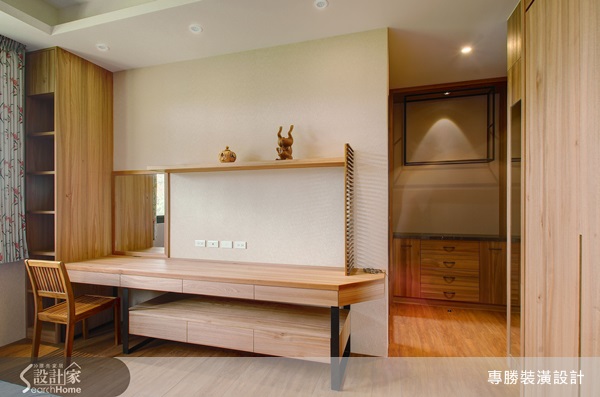 記得小時候有首歌是這樣唱的「我家門前有小河，後面有