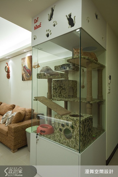 女主人陳太太是音樂老師,喜愛貓咪,也熱愛峇里島休閒