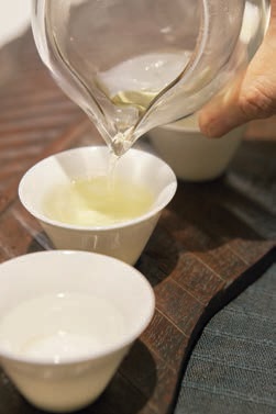 因為喜歡茶具而走進茶世界的林珊旭，習茶已多年且對茶