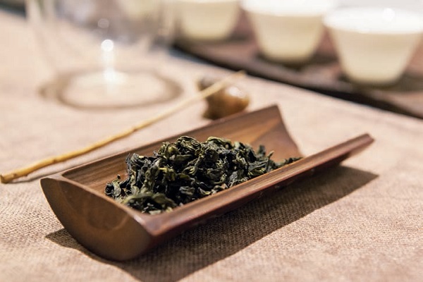 因為喜歡茶具而走進茶世界的林珊旭，習茶已多年且對茶