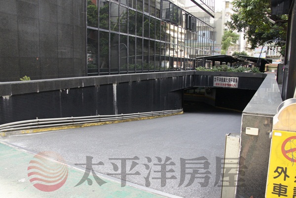 大台北地區除了買房不容易外，停車位也不好找，而動輒