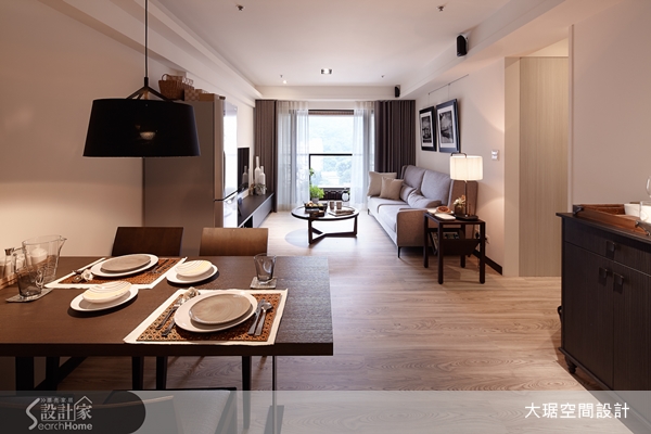 一般人裝潢居家總希望能透過設計拉大坪數效益,本案位