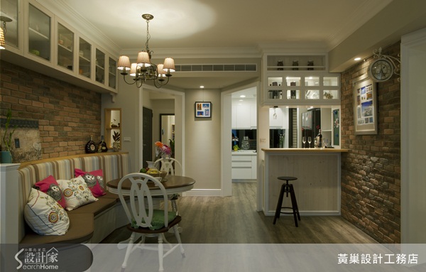 走進空間，溫馨舒適的美式鄉村風格立即在眼前展開。以