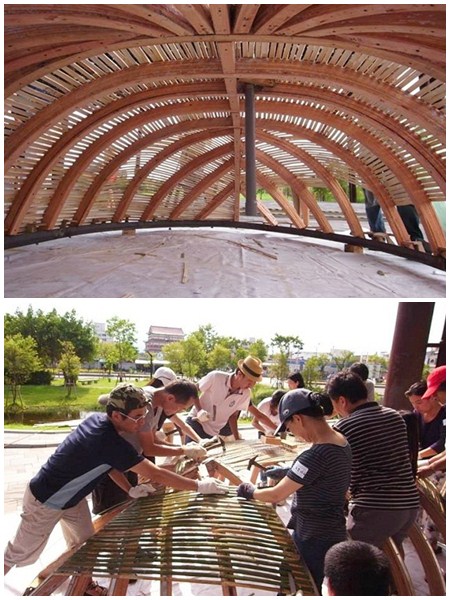 運用木、竹、土等大自然隨手可得的素材，讓建築物回歸