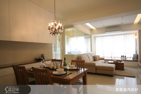 忙碌緊湊的行程，資訊爆炸的焦慮，大都會的市民們一直