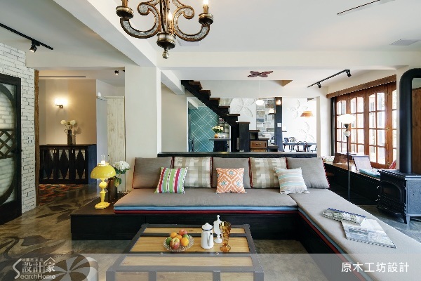 本案位於新北市新店區，屬於樓中樓格局。原木工坊設計