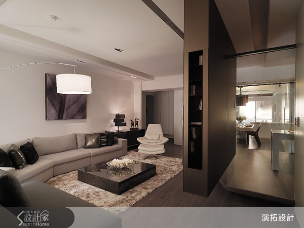 家庭人數多的三代同堂，想要從4房擠出第5房做為閱讀室