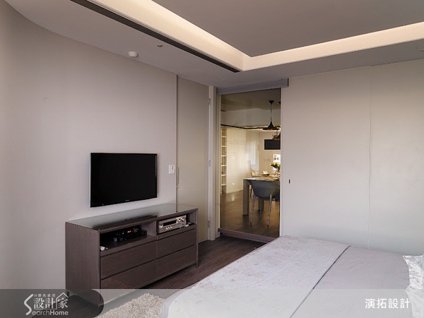 家庭人數多的三代同堂，想要從4房擠出第5房做為閱讀室