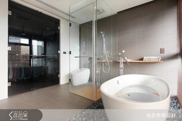 你知道鑽石之所以光彩奪目的秘密嗎？答案就是精準的切