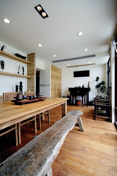 家中原本沒有專屬的茶室空間,但想要創造很有氣質的品