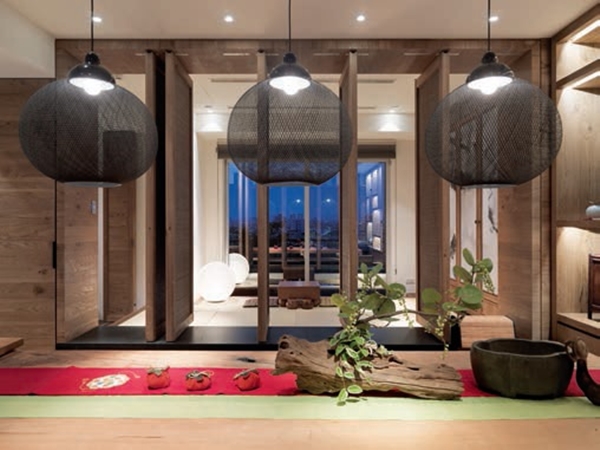 家中原本沒有專屬的茶室空間,但想要創造很有氣質的品