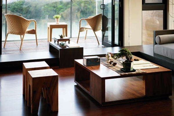 家中原本沒有專屬的茶室空間,但想要創造很有氣質的品