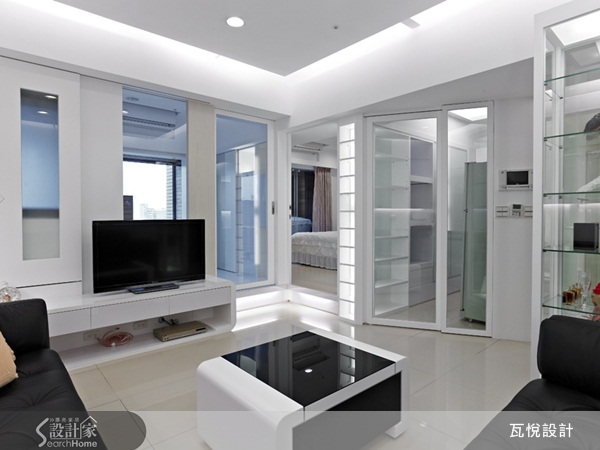 客廳可以說是家的「門面」，家人親友最常歡聚的空間，