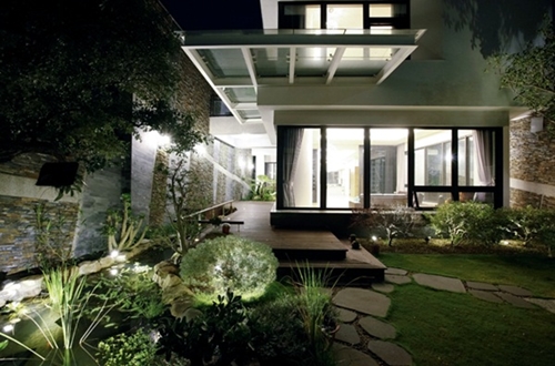 近來黑心食品風波越演越烈,許多從小吃到大的食品原來