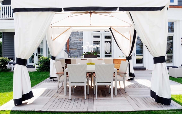 當空氣裡瀰漫著焦慮不定的氛圍，當煩躁的心迫不急待想