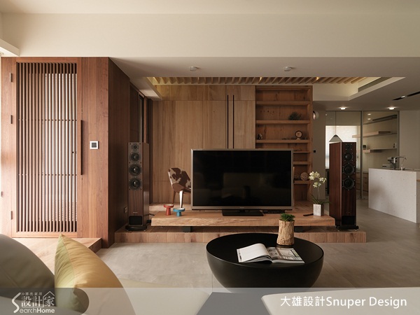 只有夫妻兩人居住的約40坪空間，需求簡單也不用太多隔