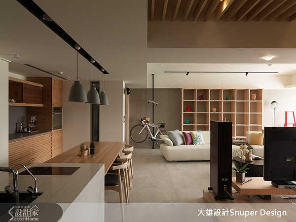 只有夫妻兩人居住的約40坪空間，需求簡單也不用太多隔