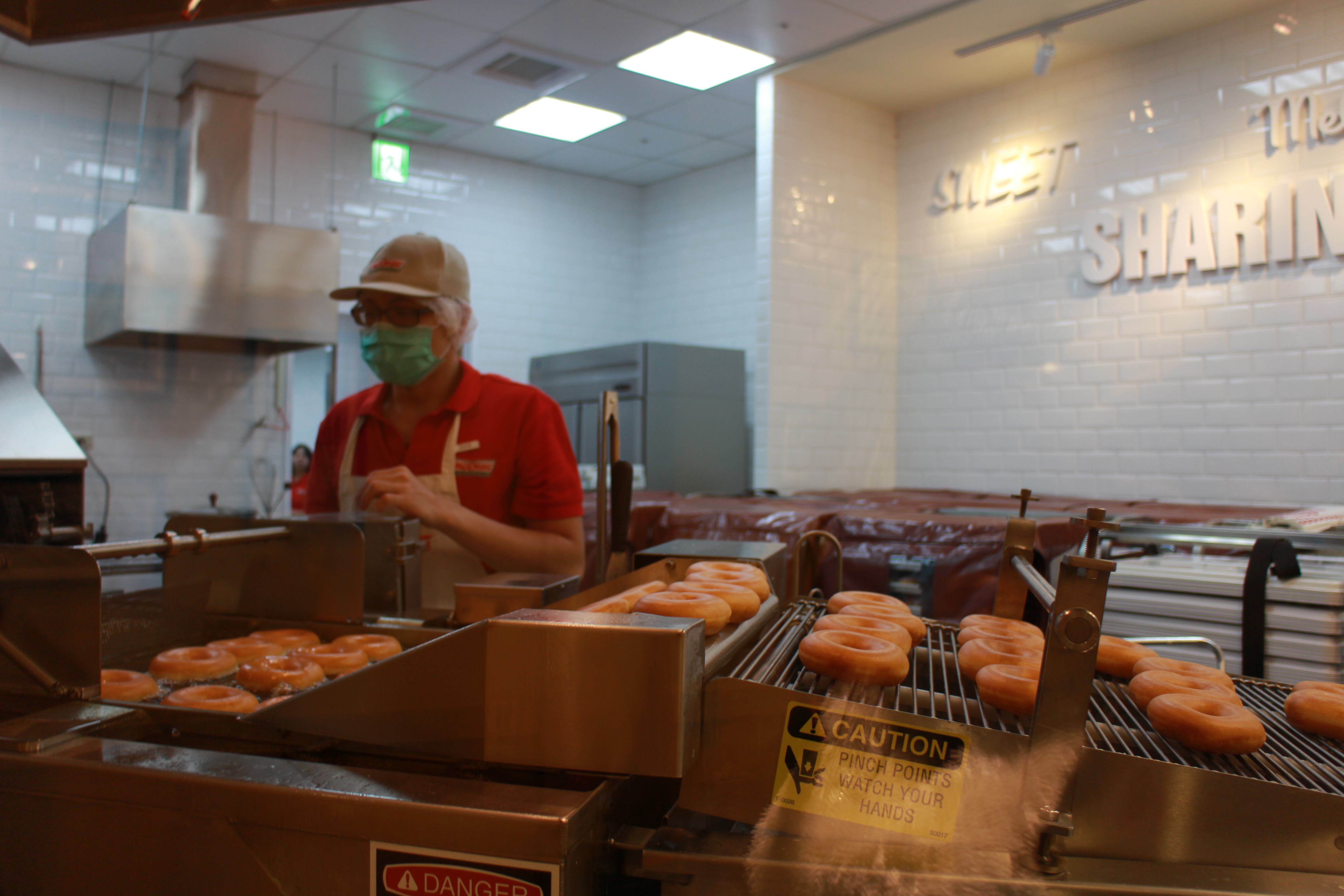 這兩三個禮拜，走在信義區的威秀影城附近，好像常常看